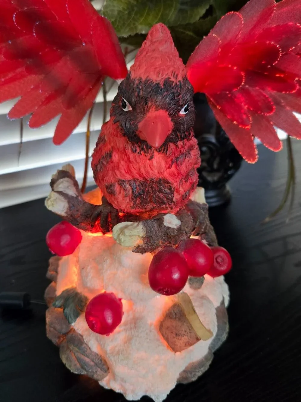 Vintage 2004 Fiber Optic Cardinal light up electric cardinal statue.